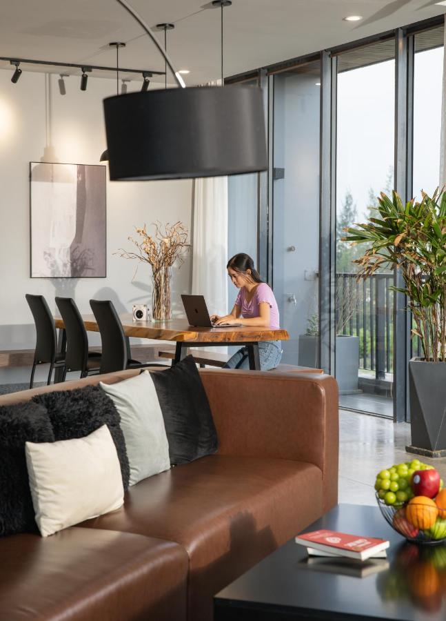 The Sense Apartment - Modern, Near My An Beach Đà Nẵng Extérieur photo